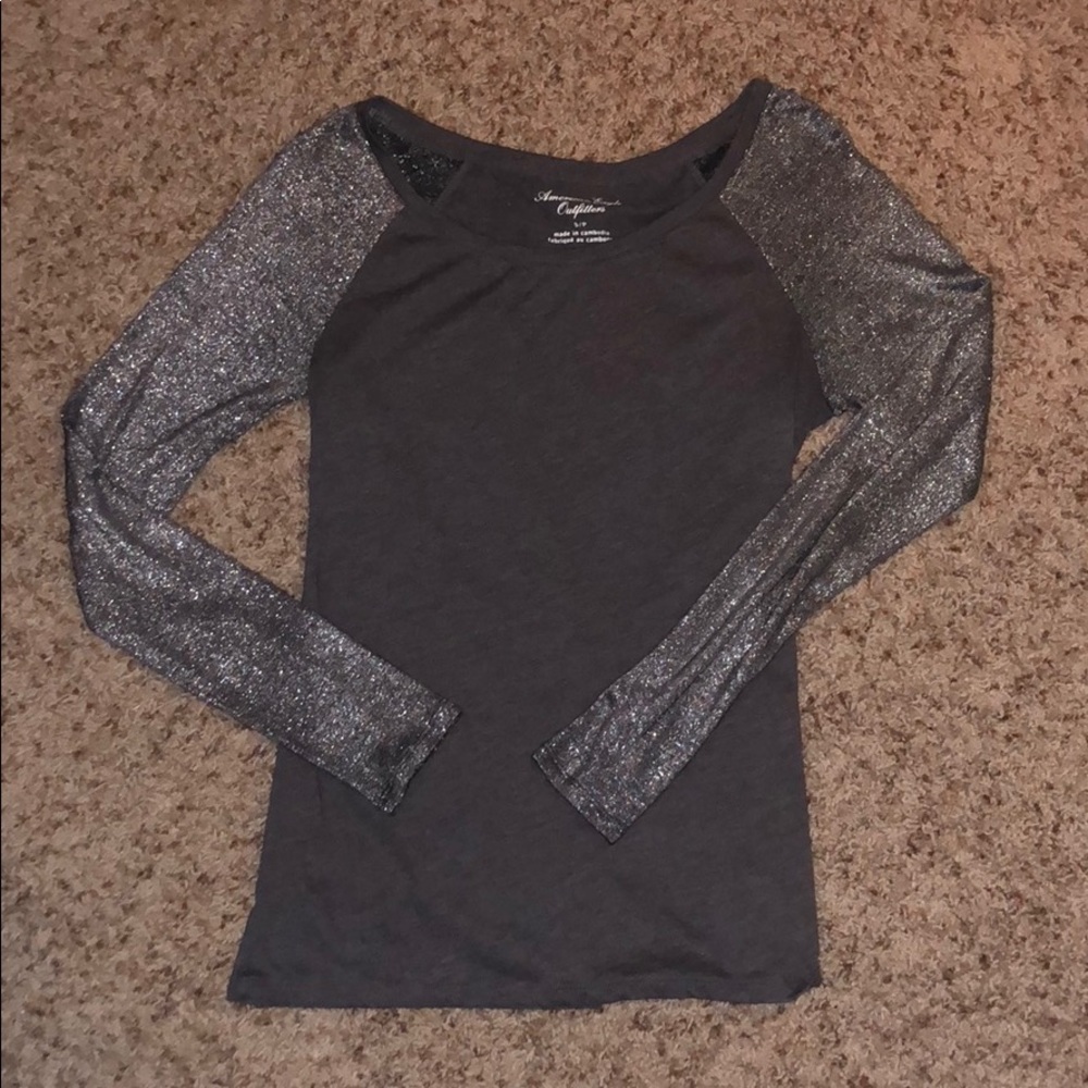 American eagle long sleeved tee